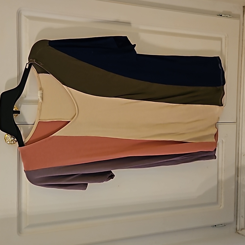 Women's Color Block Top